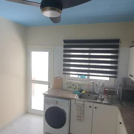 Stefaris Koutsou Court 105 * Larnaca